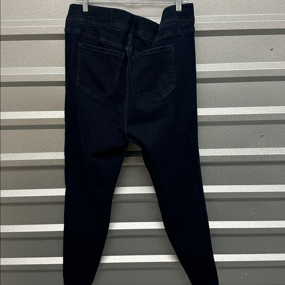 Torrid Women’s Lean Jean Pull On Plus Size 3T Super Soft Stretch Dark Denim - Picture 6 of 10